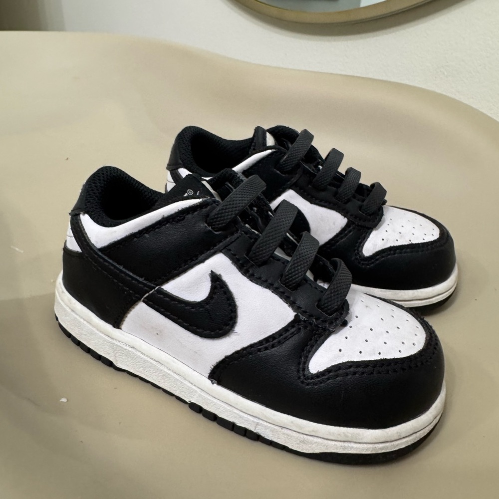 Nike Dunks Black/White Pandas | Toddler 8C